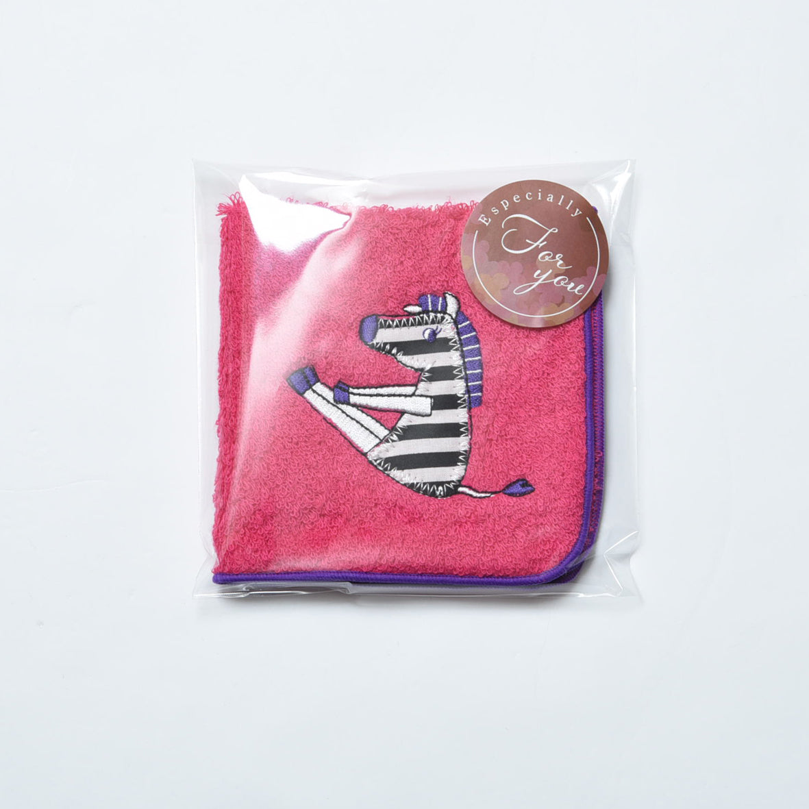 ピラティスシマウマタオル🦓（AMICA × AVINiON×今治タオル）